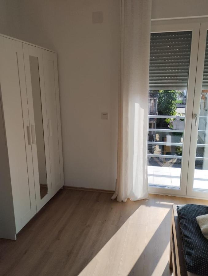 Apartman Zagreb , With Balcony And Free Parking Luaran gambar