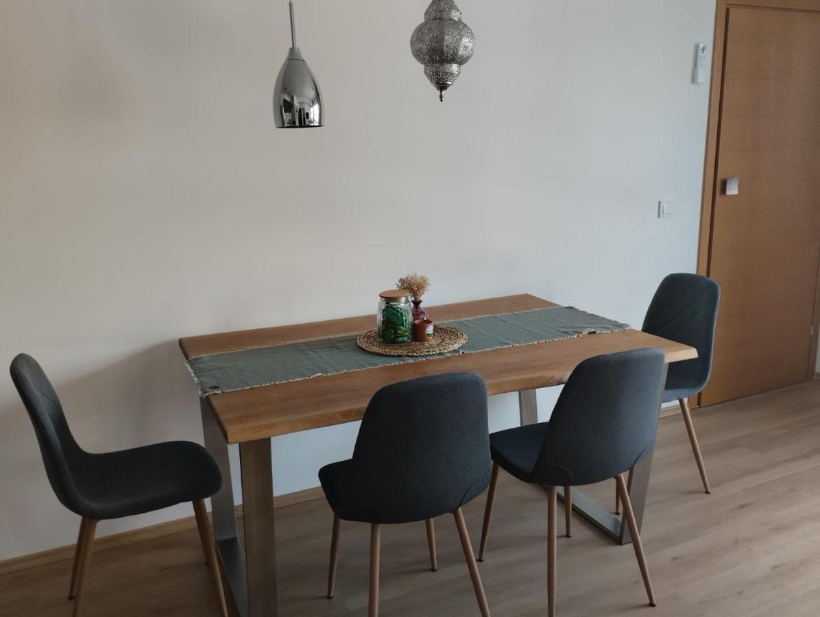 Apartman Zagreb , With Balcony And Free Parking Luaran gambar