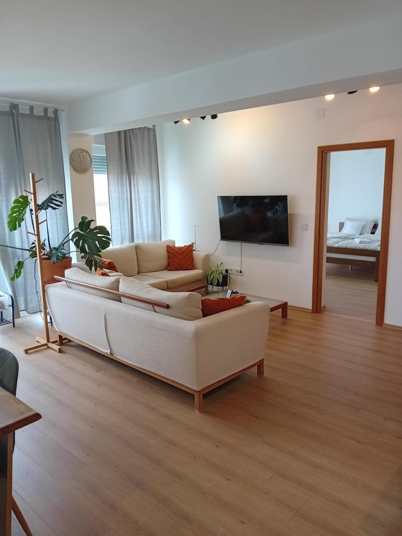 Apartman Zagreb , With Balcony And Free Parking Luaran gambar